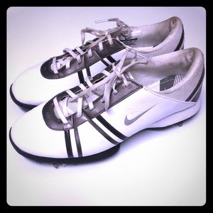 Nike Women's Spike Golf Shoes White Black Leather Cleats Athletic Sneakers Sz 7